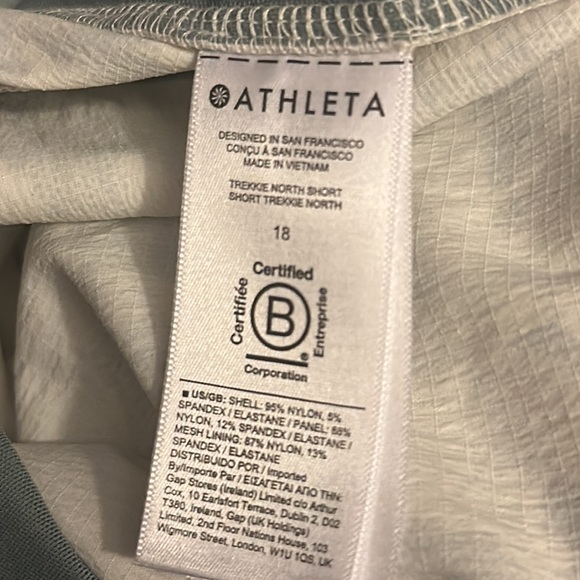 Athleta Trekkie North Short Ethereal Bloom Magnolia White Size 4 Womens - Picture 6 of 6